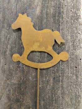 Dekostecker Rost "Schaukelpferd"